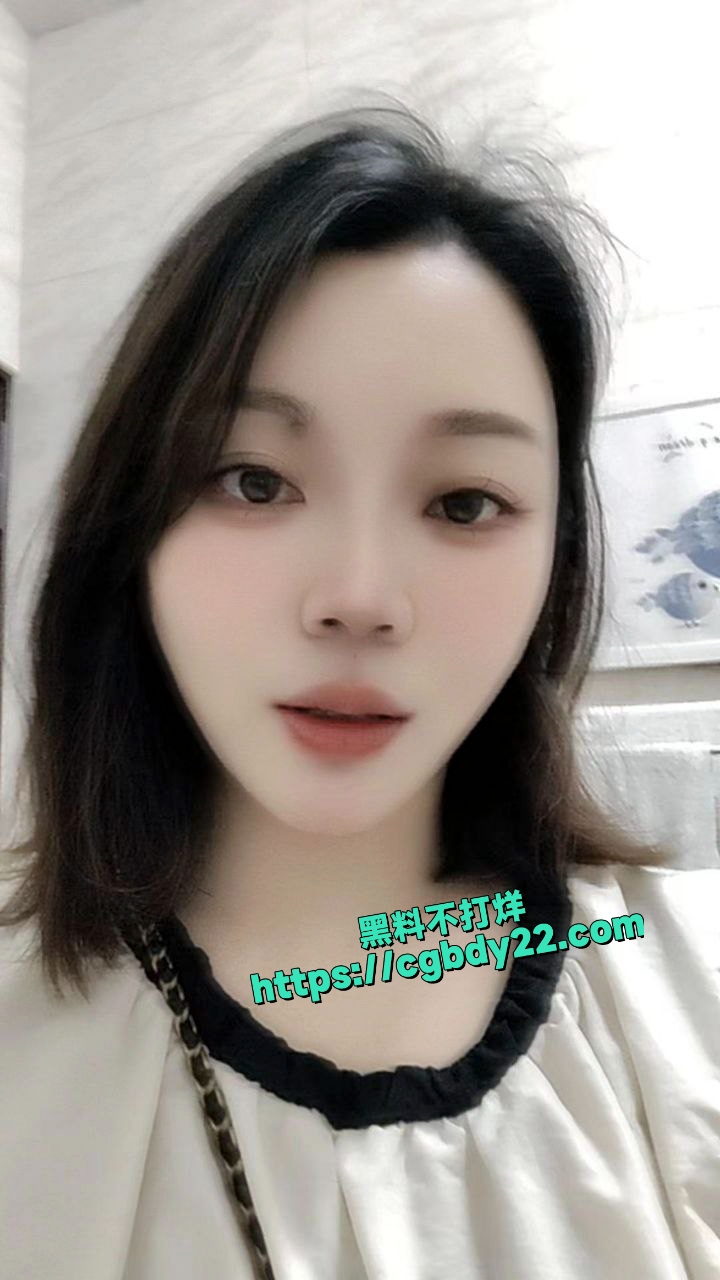 福建麓宝珠宝有限公司 女老总陈凤琴，经常几个大姐姐一起KTV找男模16