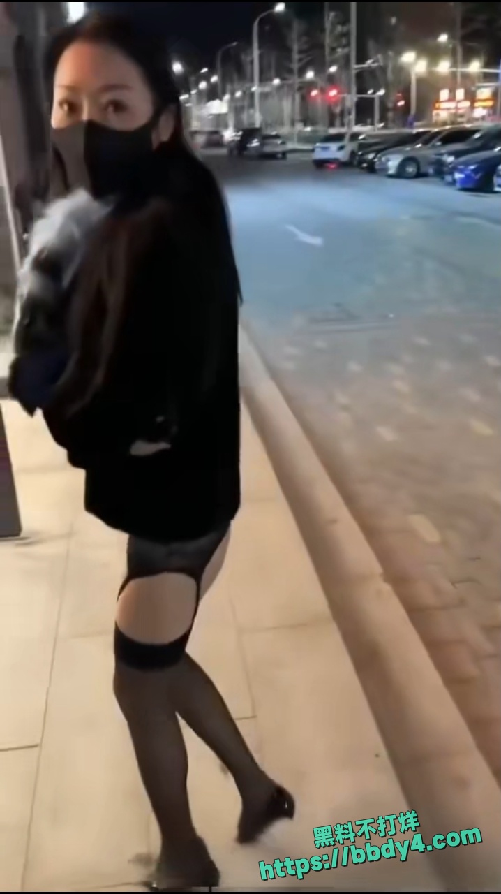 淫水狂喷浪叫求操12