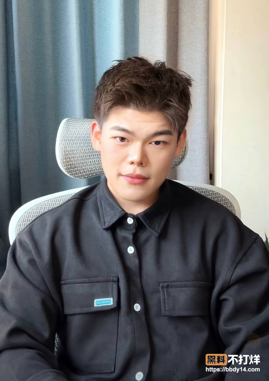95w粉男主播枯木龙吟44