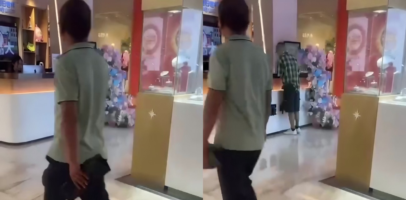 客服中心 惊现男子当众手淫打飞机不雅行为 男子无视路人狂套弄
