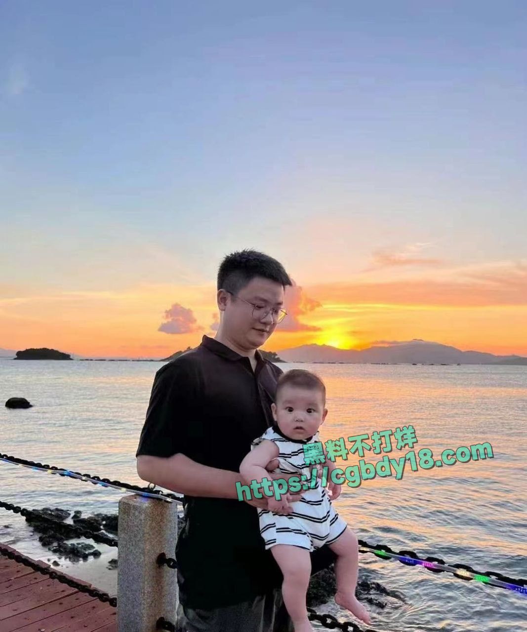 群友曝光老公出轨自己闺蜜 多年夫妻抵不过一夜情9