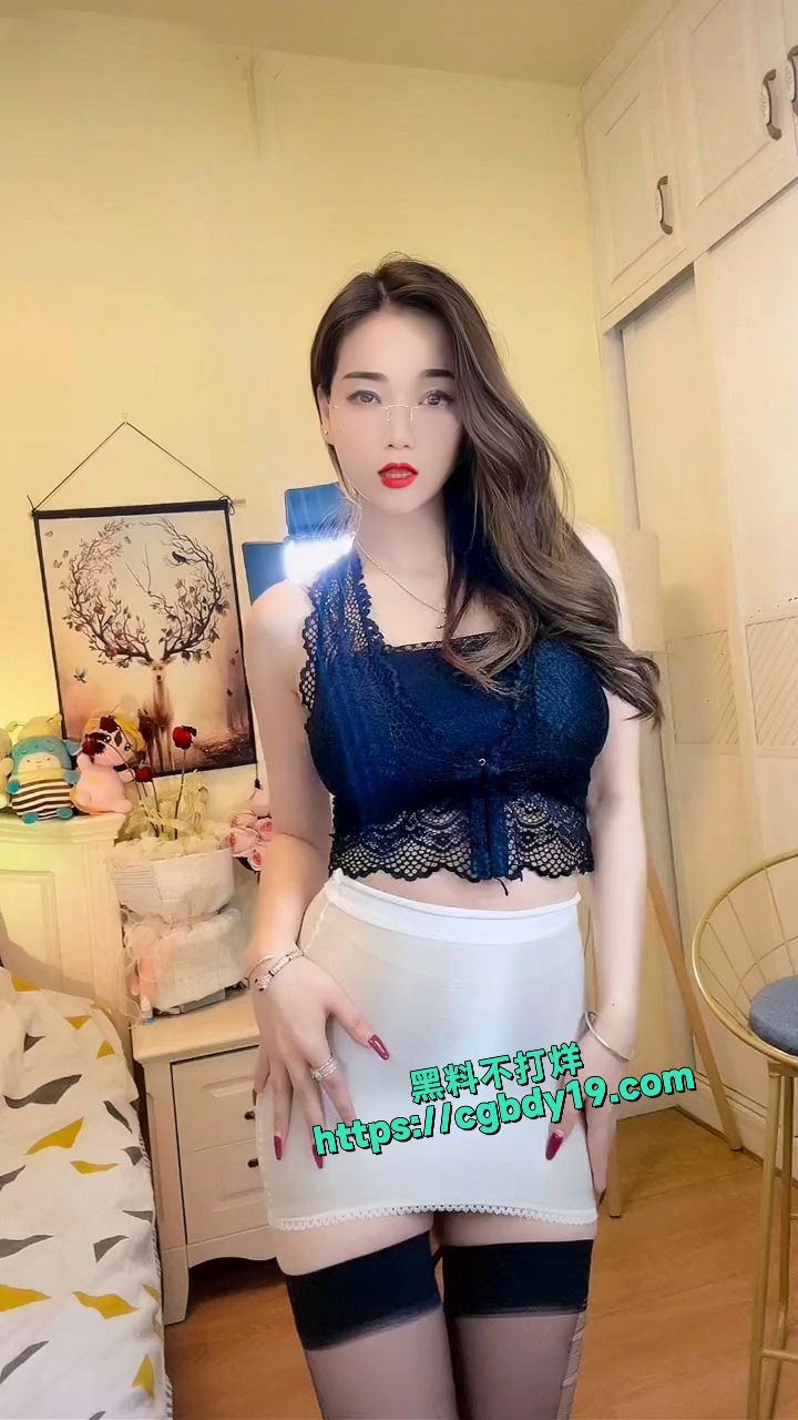 抖音顶级少妇温柔 榜一私人定制流出 搔首弄姿情趣裸舞5