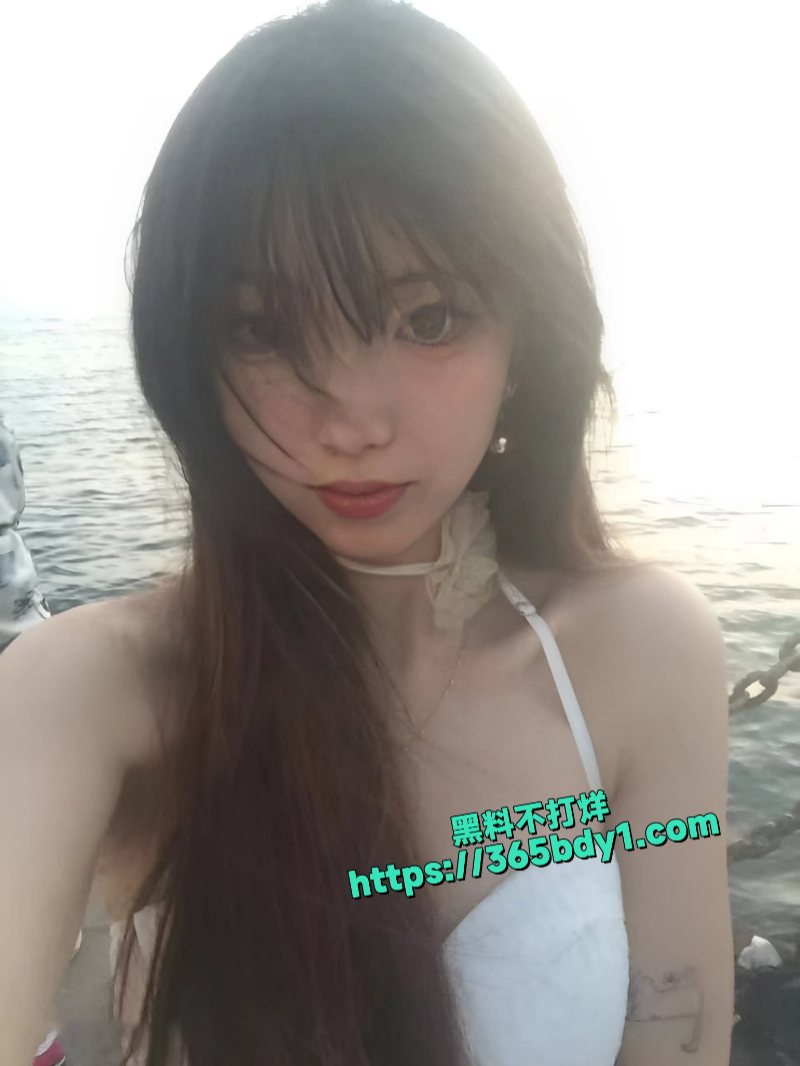 南昌艺术学院李欣茹高颜值巨反差的母狗3