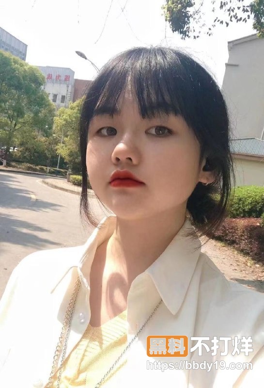 青岛大学生孙婷12