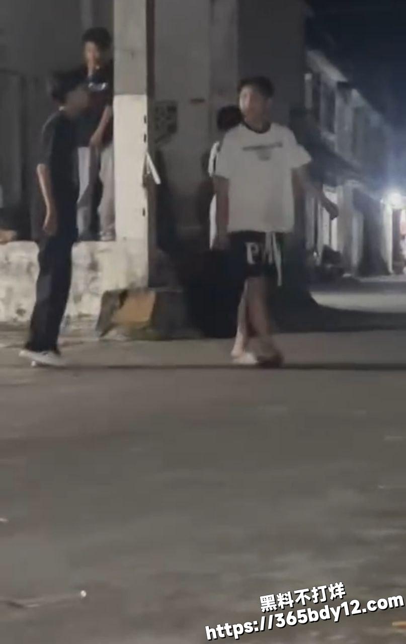 初中生打架4