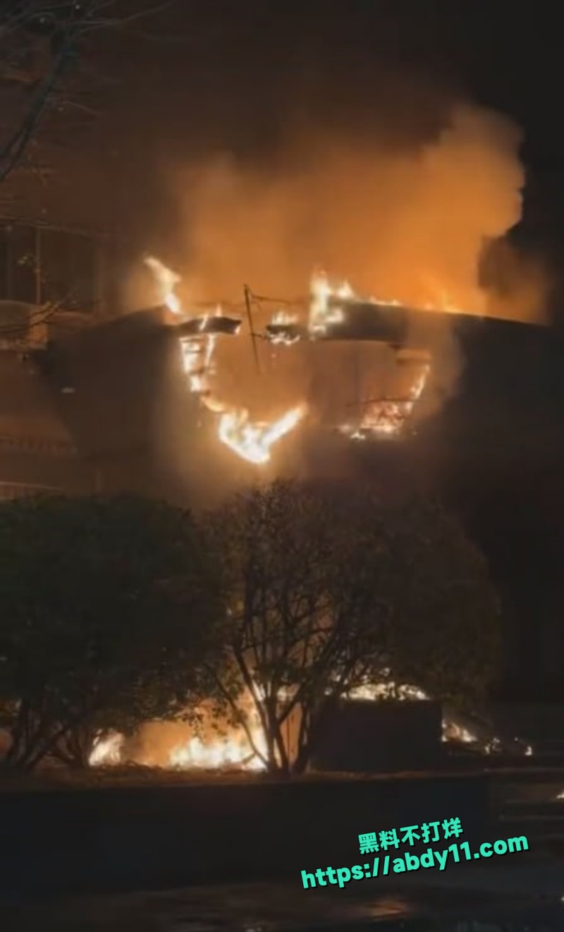 山东财经大学燕山学院宿舍大火5