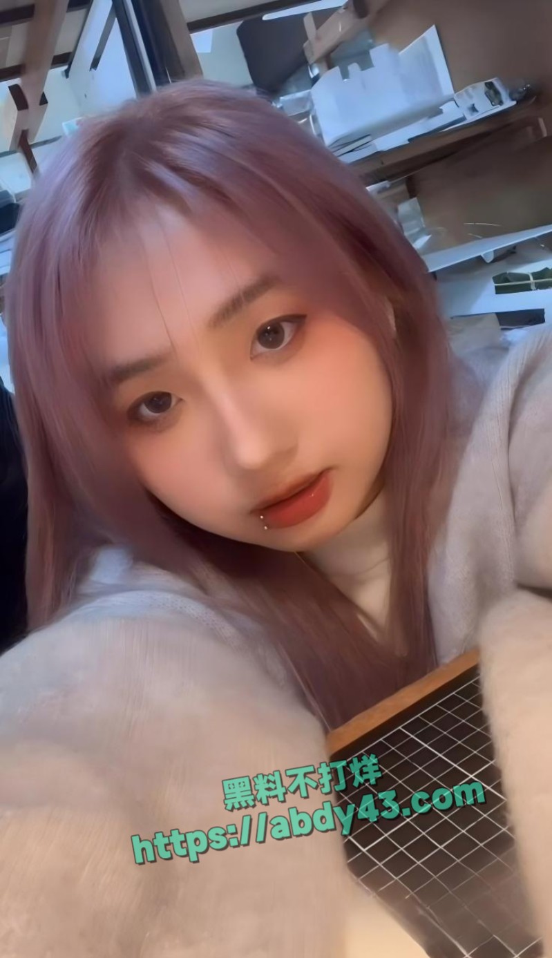 IG小网红以婕私拍2