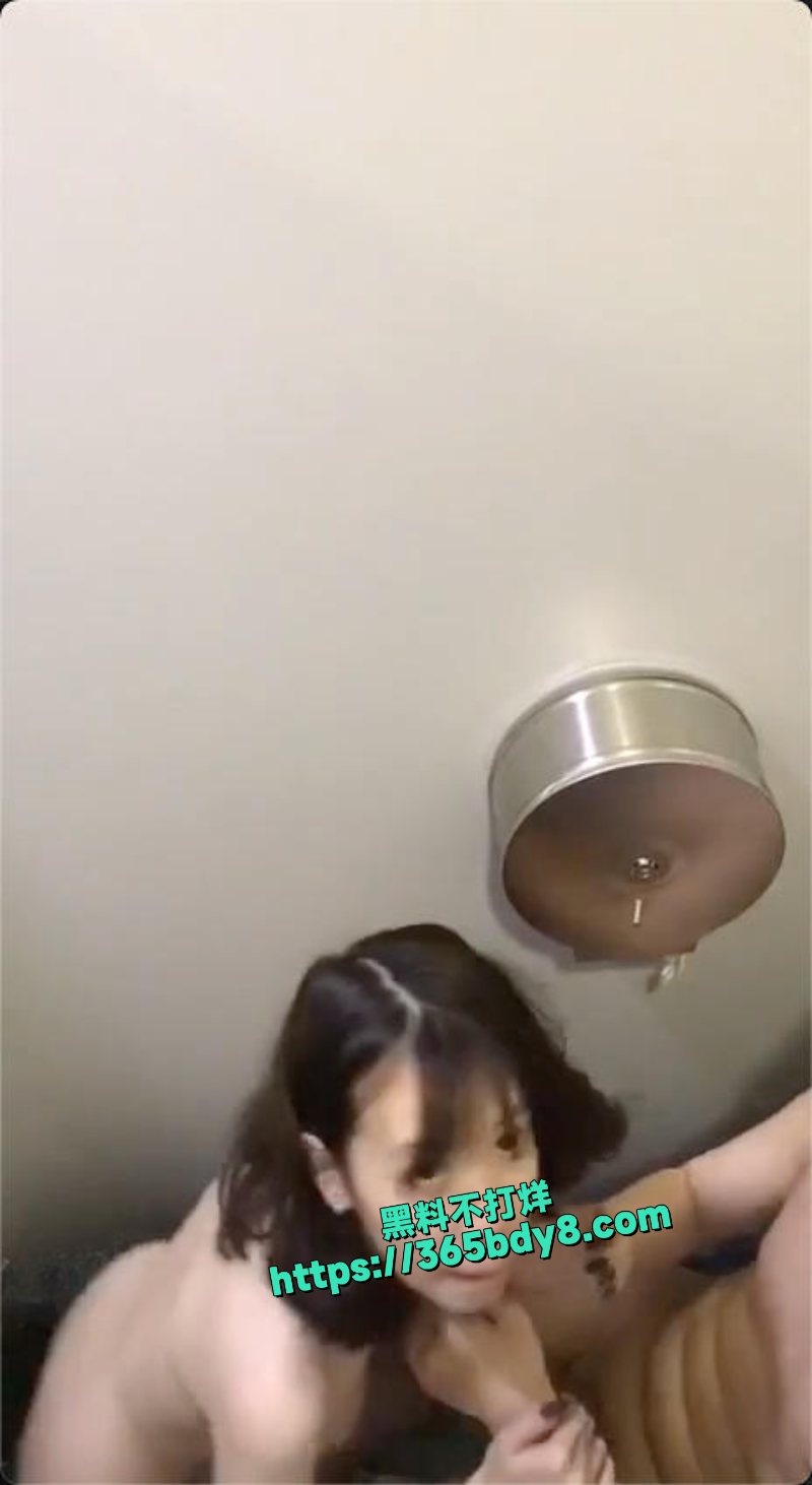 厕所做爱偷拍太刺激了5