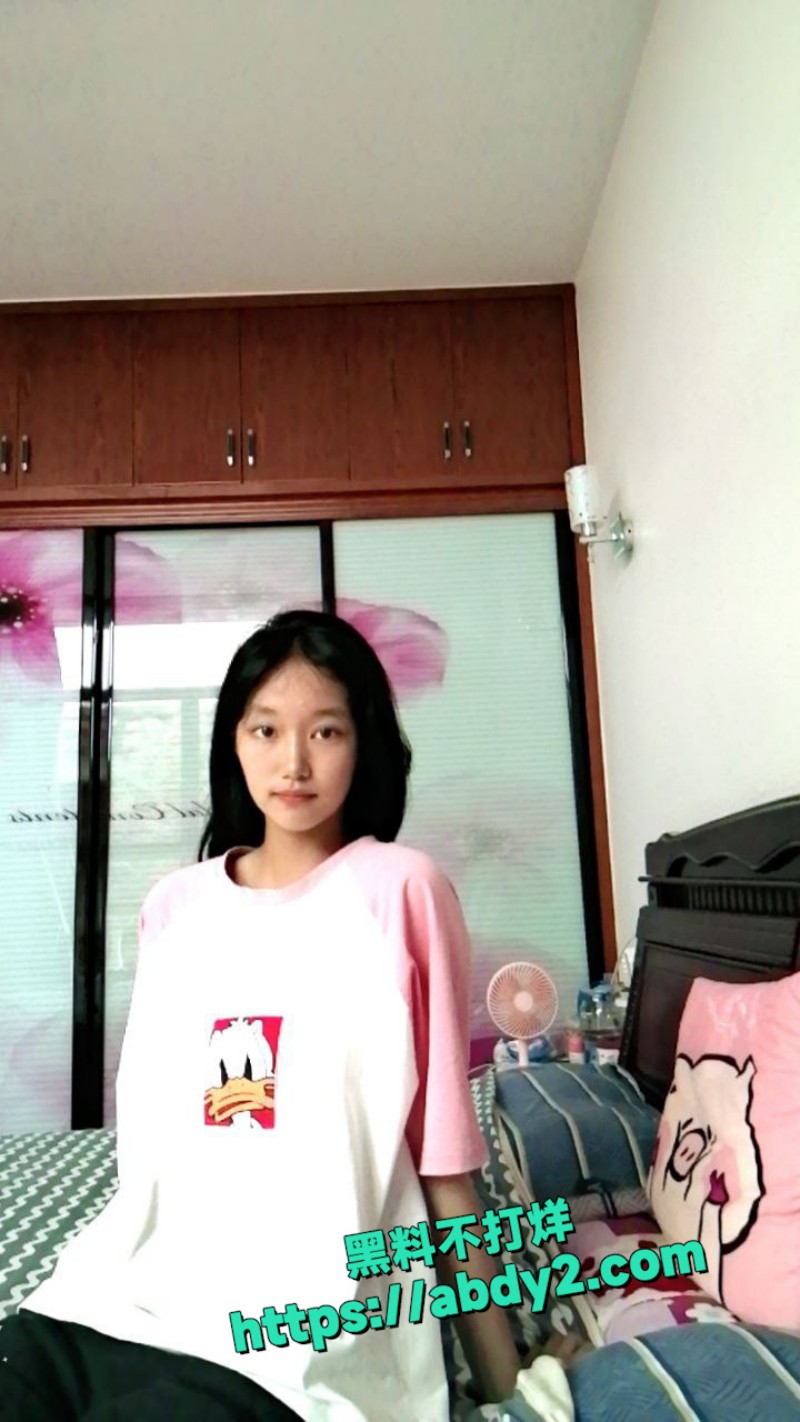 瓜友投稿曝光舟山青春学生妹 1