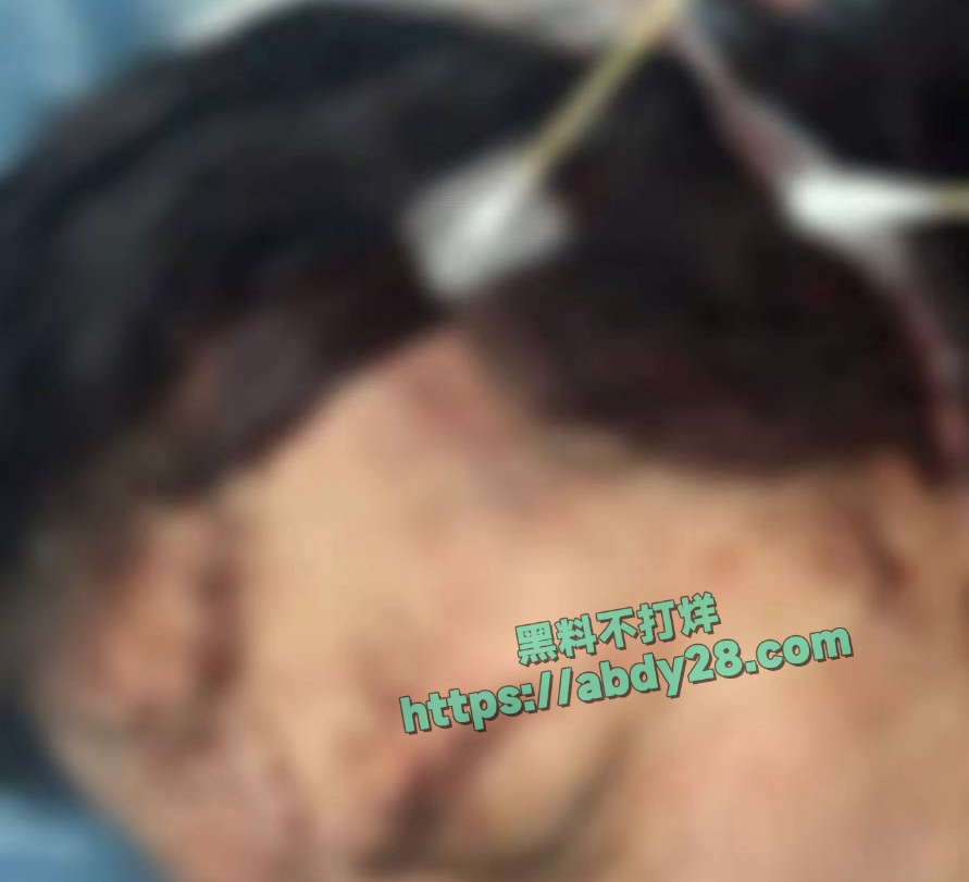 抖音藏族网红董朱被原配锤渣男 60