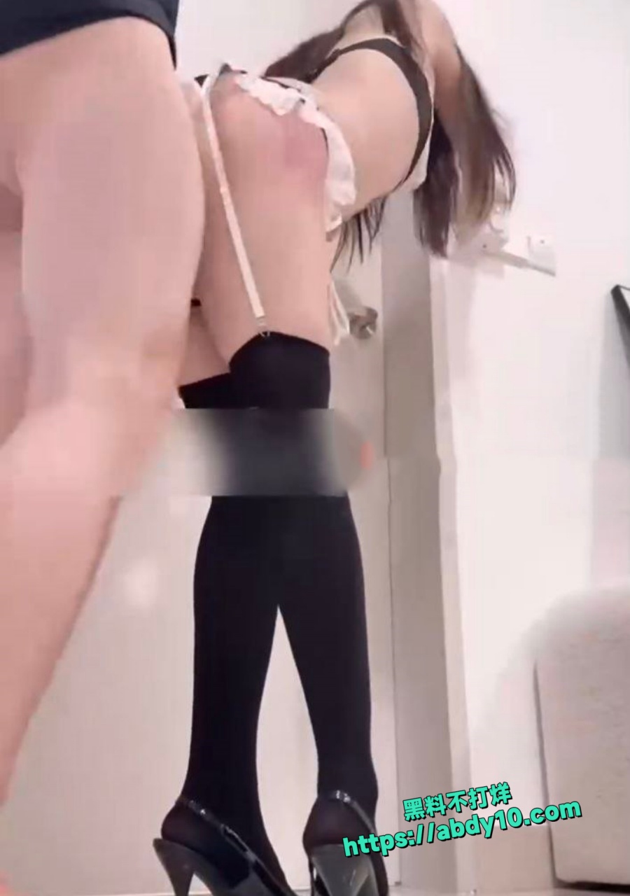 家门口做爱4