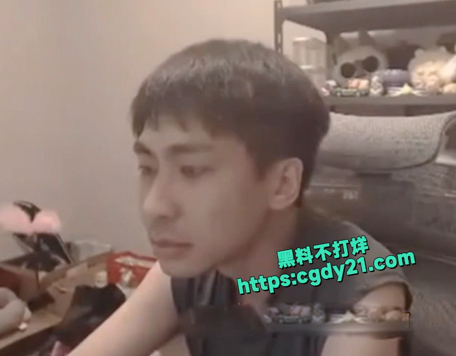 胖猫第二，英雄联盟主播小明的剑魔，被老婆爆金币6