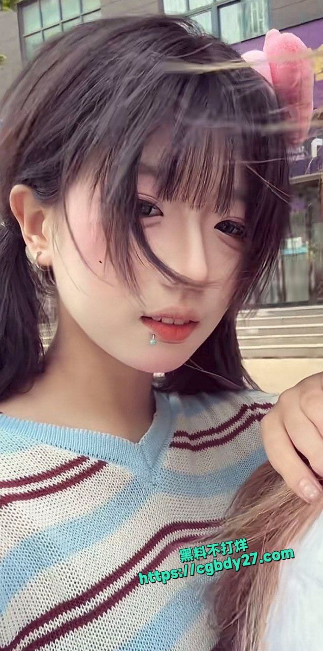 抖音网红小妍my最新大尺度高价定制视频完整版3