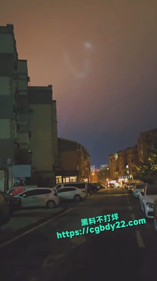 大连空中UFO不明飞行物事件2