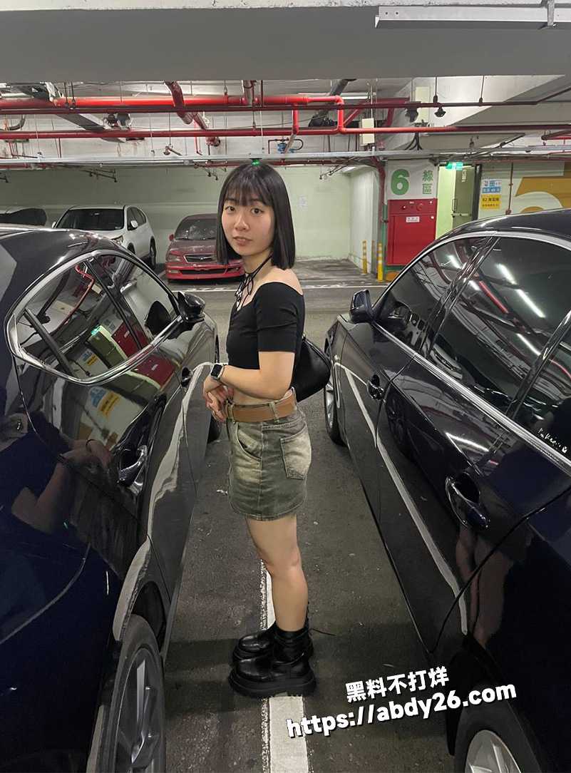 超漂亮的极品短发齐刘海6