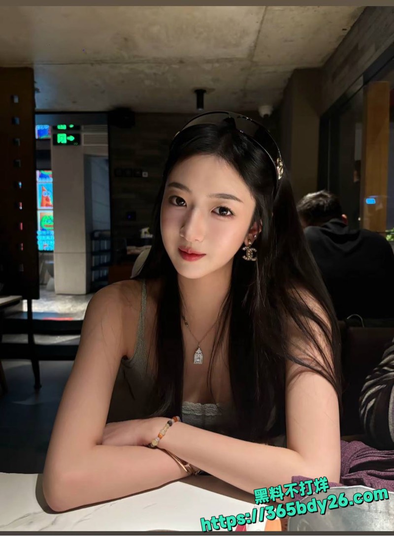 女友李禹熹曝光男演员荣梓杉家暴出轨18