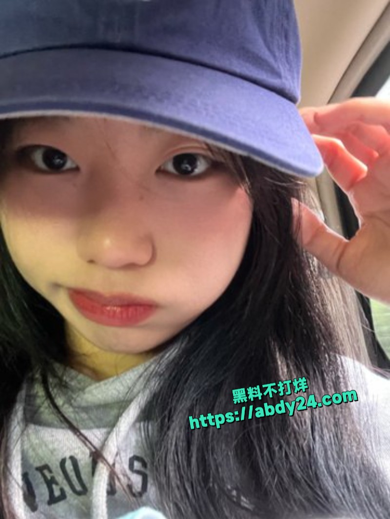西安外国语大学王一冰26