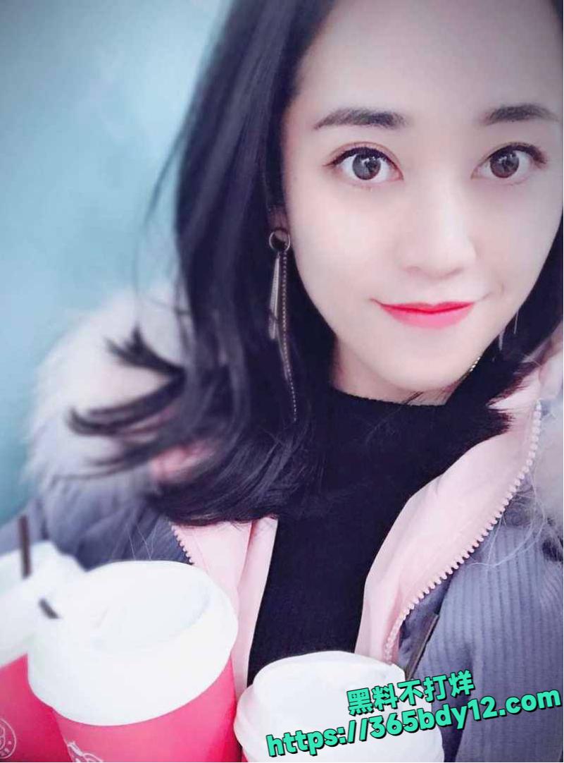 房地产销售员赵小姐居家激情性爱2.