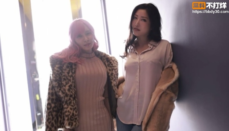 BLK588水川堇逢见梨花红黑辣妹双飞 1