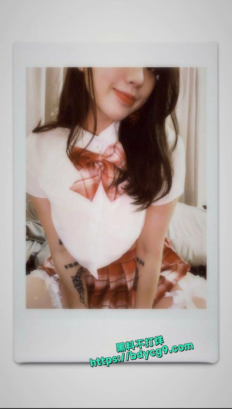 反差淫女楚梦舒写真自慰和朋友做爱14