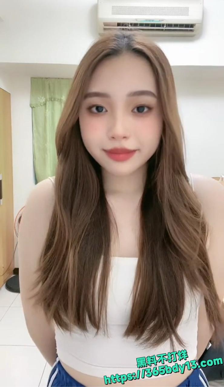 张佩婷的私密自拍视频5