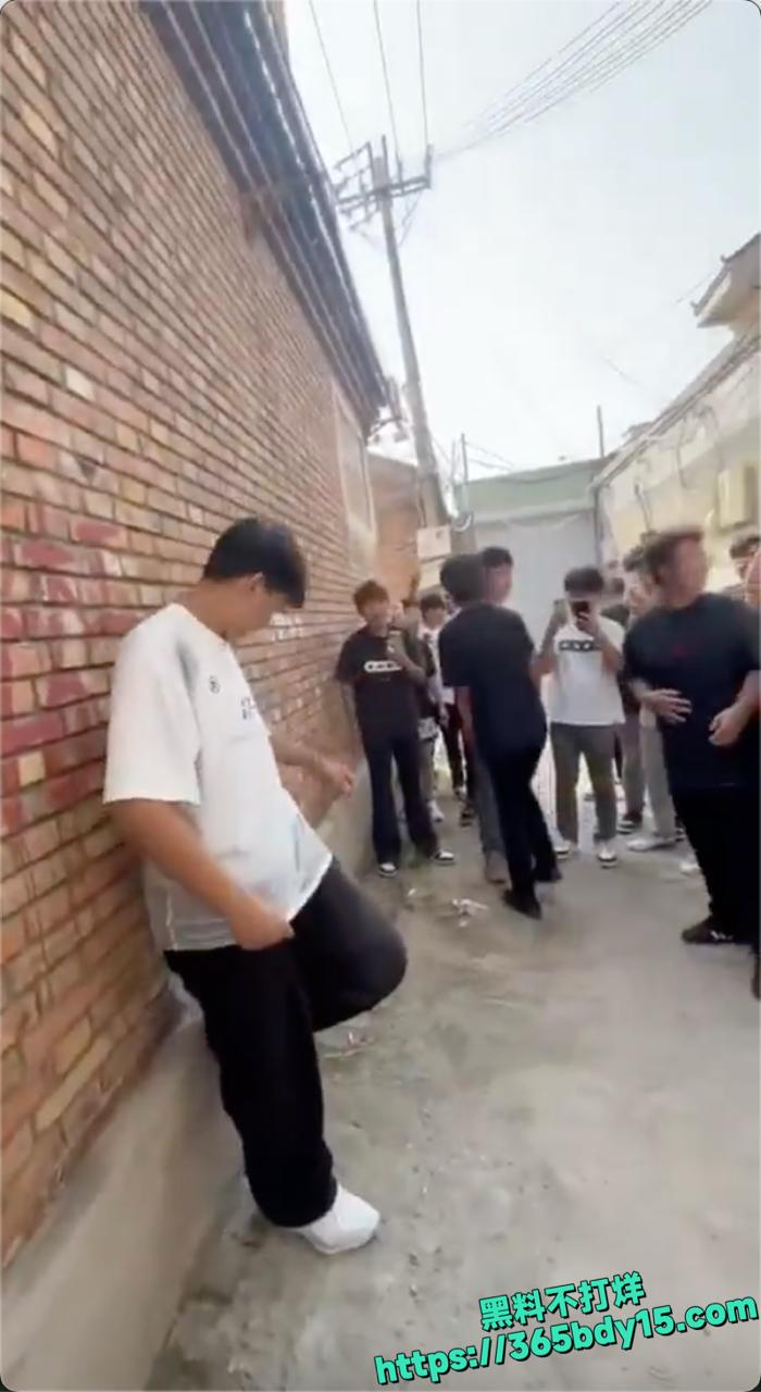 未成年初中生男孩霸凌事件曝光4.