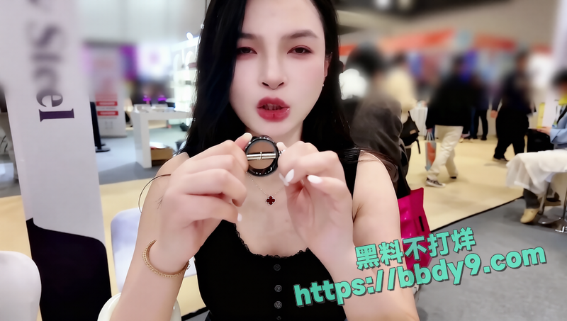 上海成人展现场王竹子7