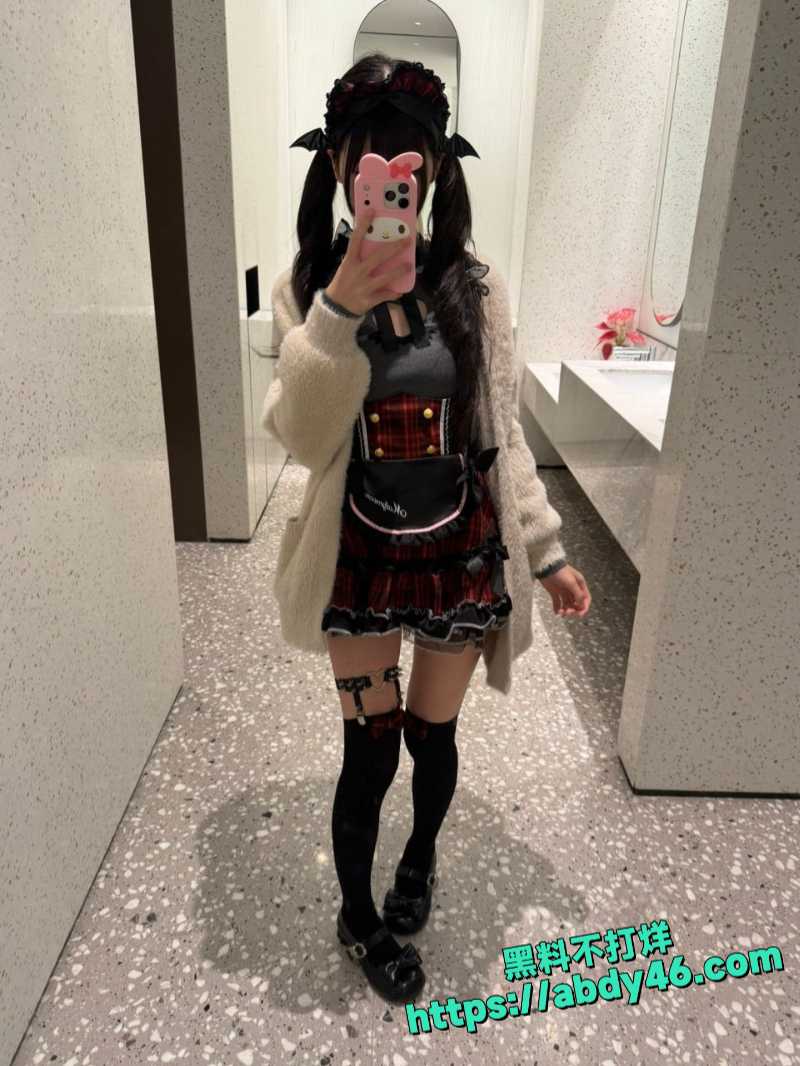 极品高颜值可爱反差小母狗6