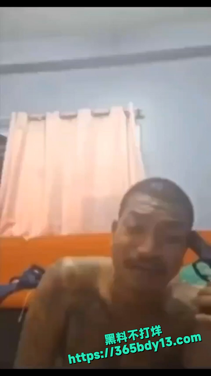 泰国男子直播开枪自杀 9