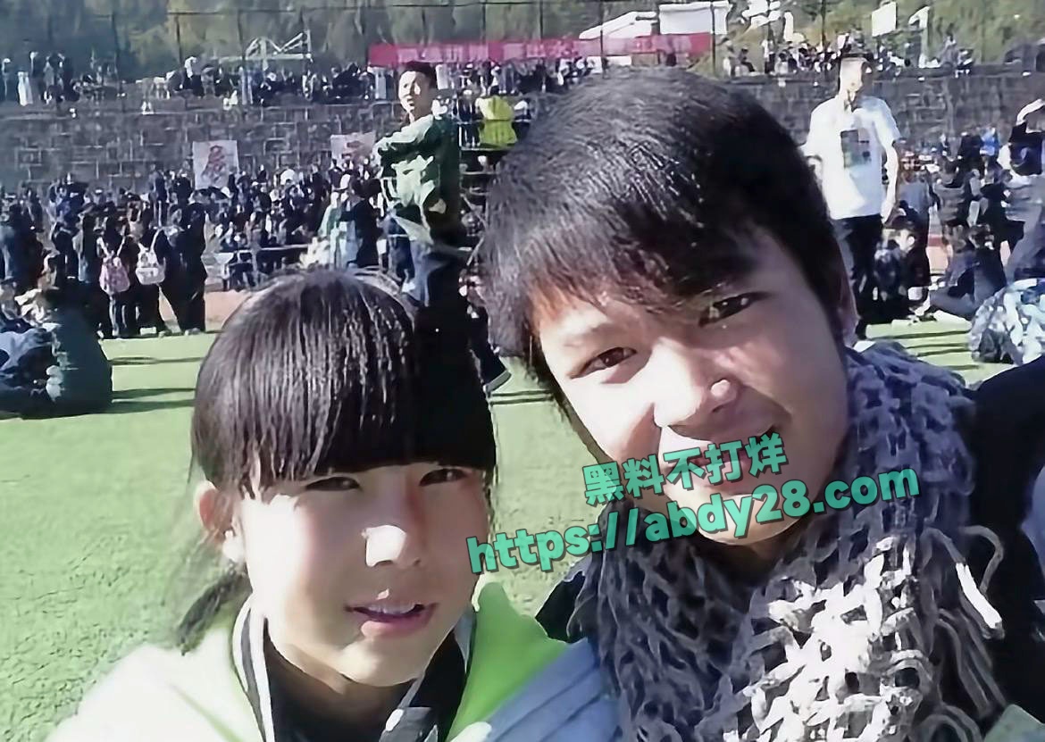 抖音网红小英曝老公上拉如出轨表妹 30