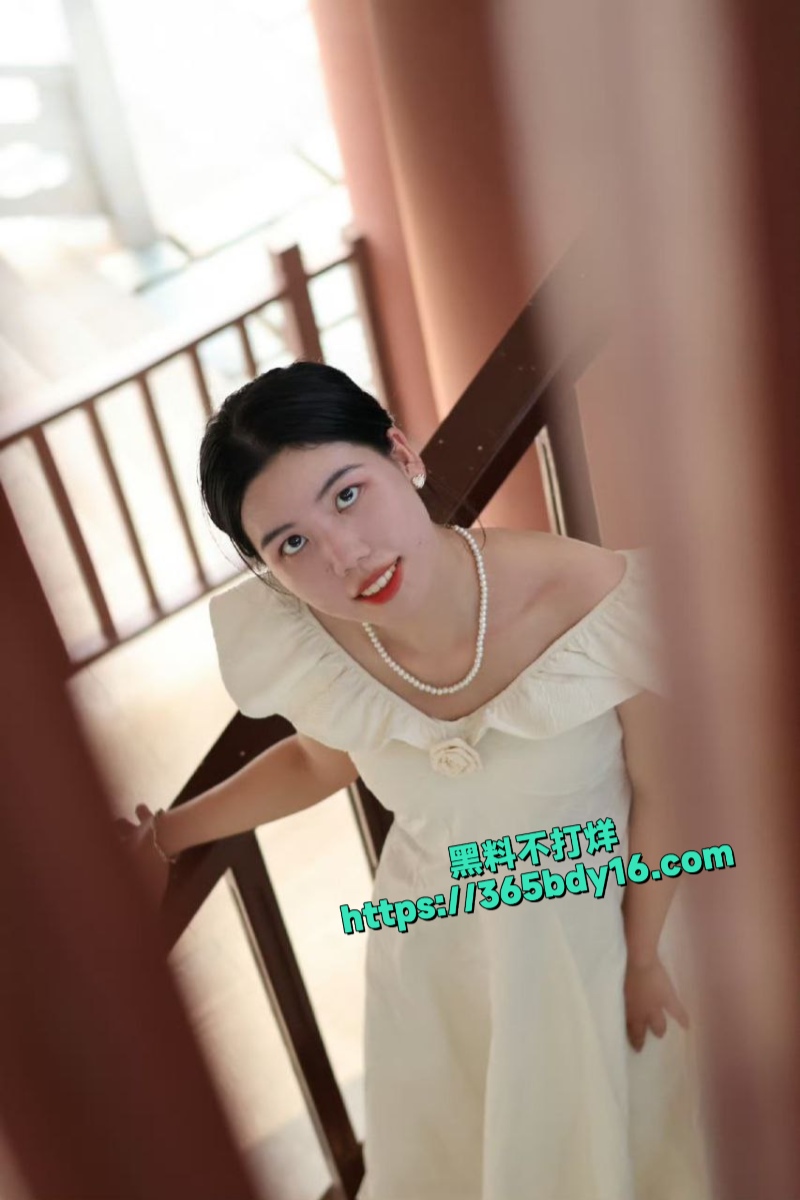 华中科技大学研究生刘婷婷18