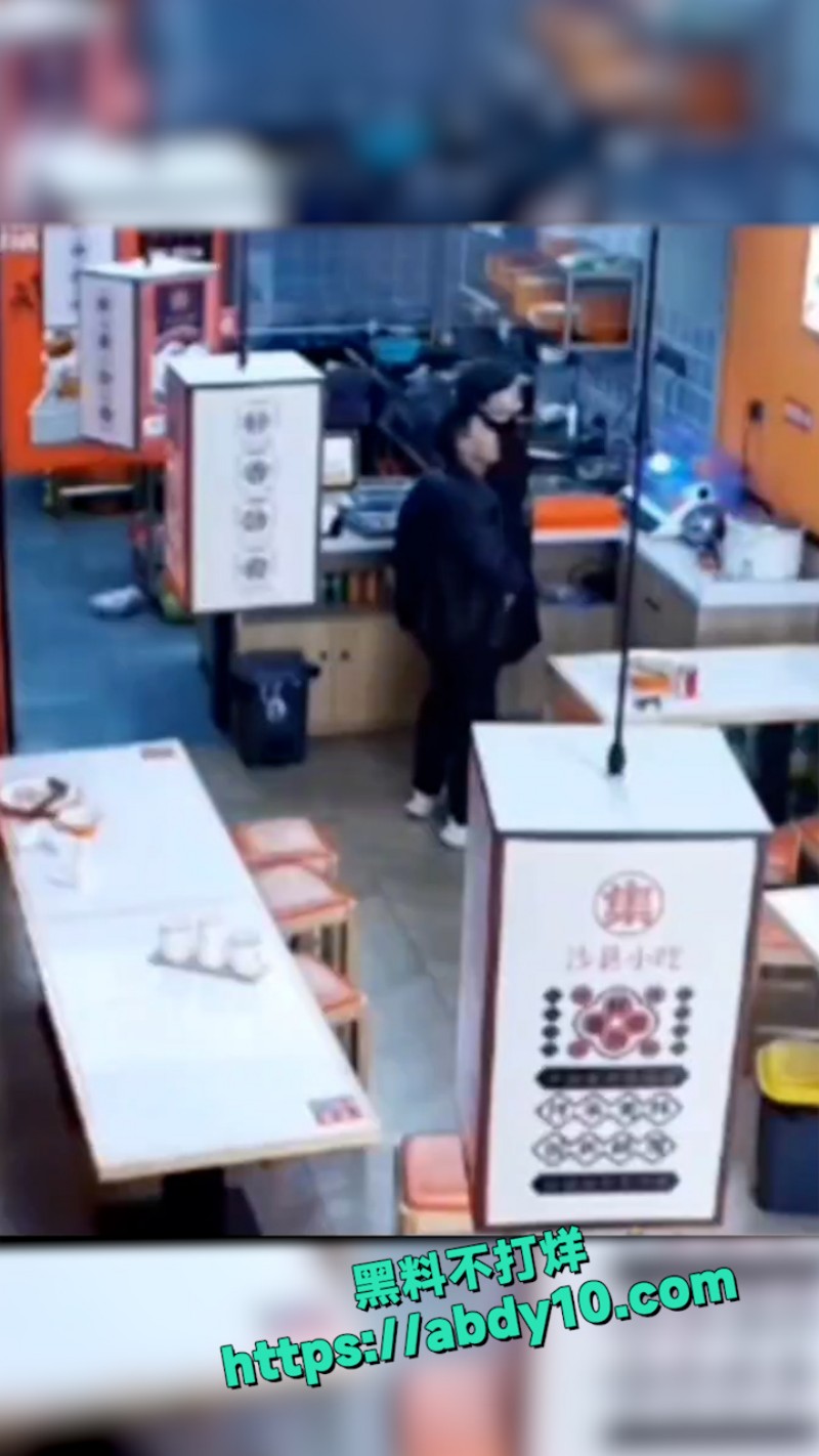 屁股有这么好闻吗 10