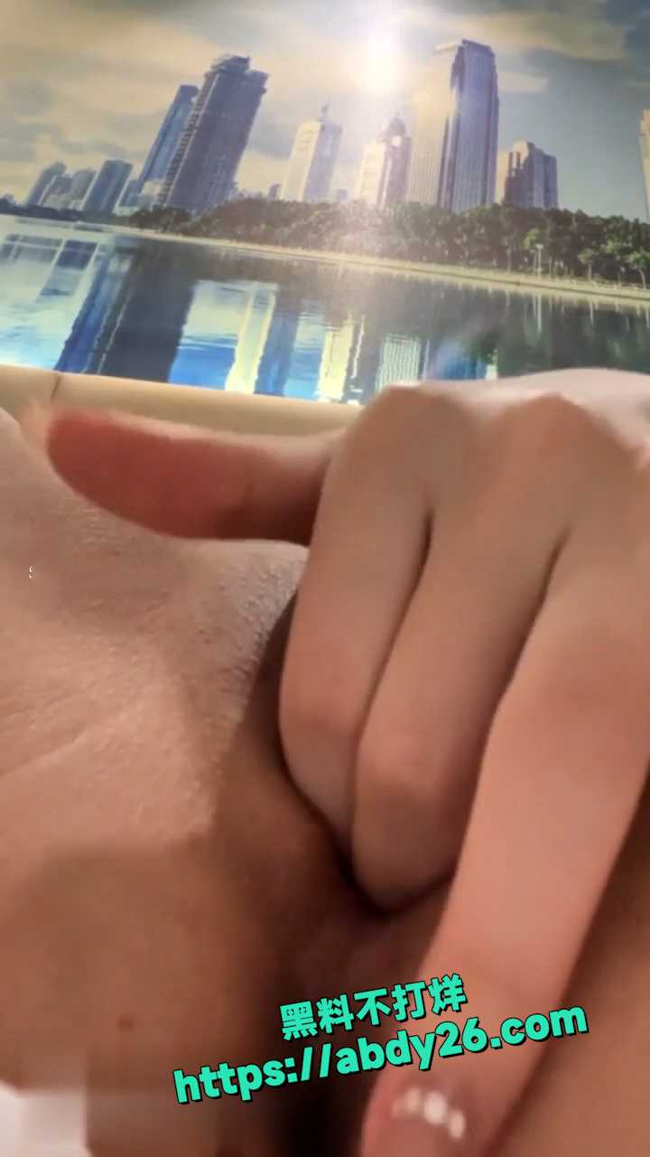 竖版模版.00005717.Still810