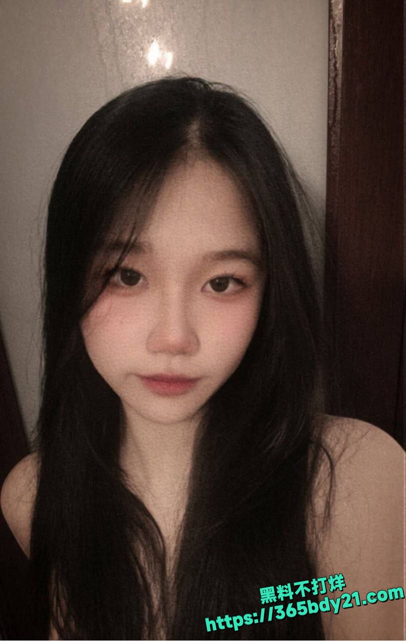 李慧佳修手机泄露大量不雅图片视频 7