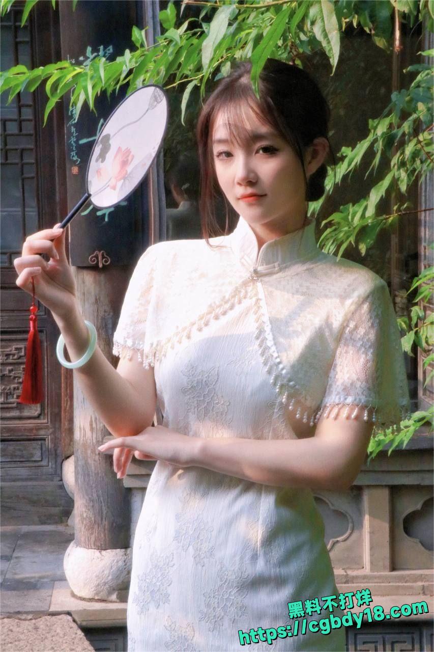 高颜值音乐系大三学姐