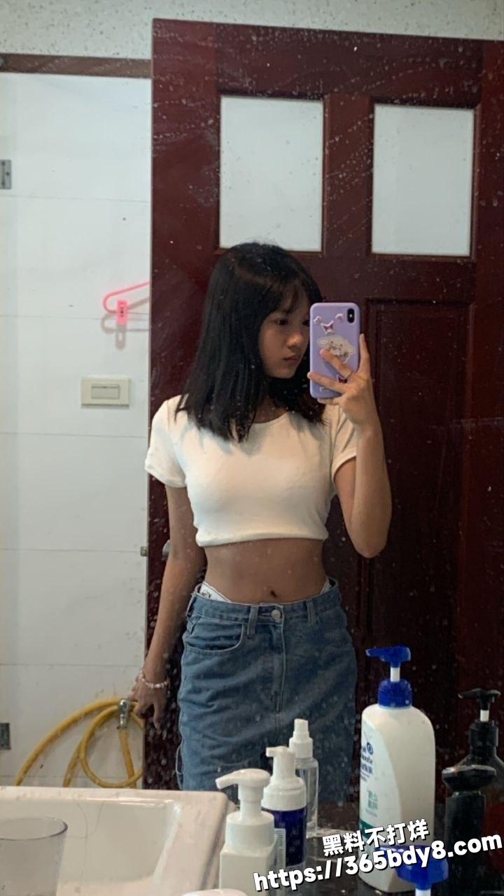 18岁学生妹张碩晴1