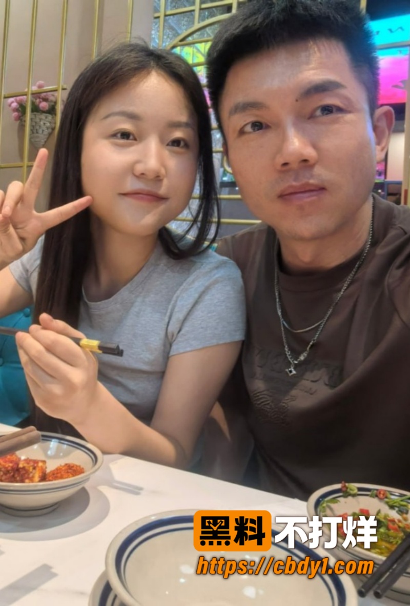 上海纯情吊带牛仔小姐姐 1
