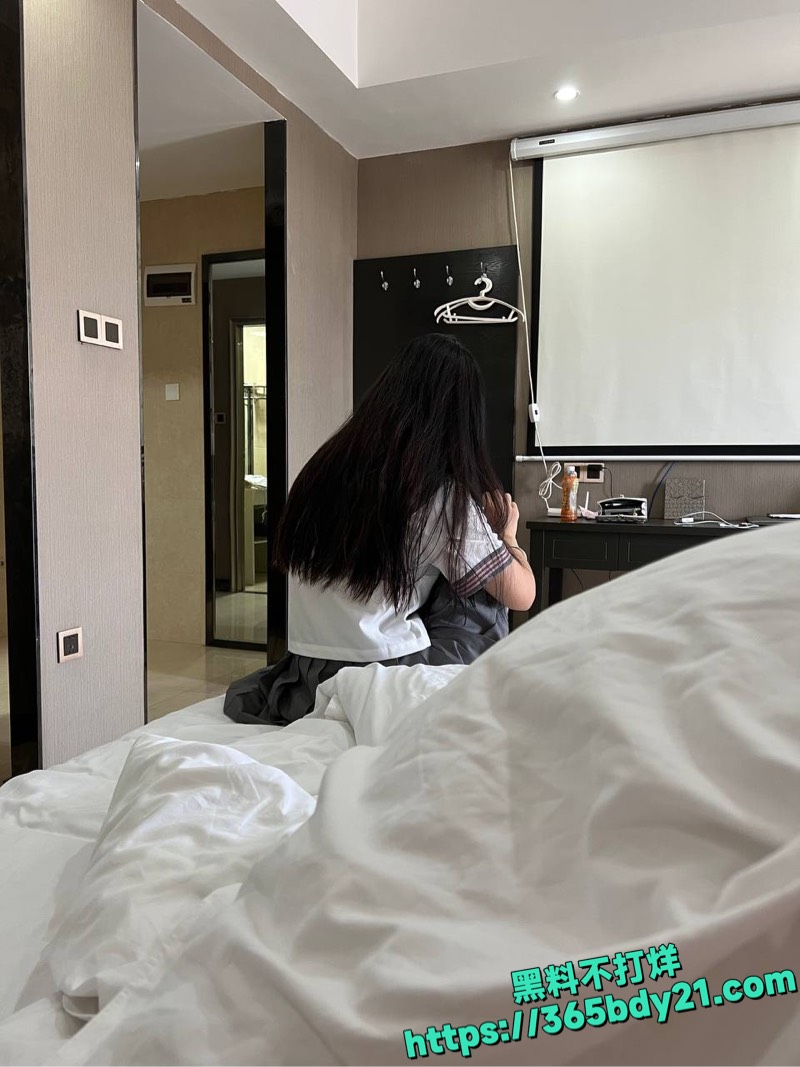 JK学生妹机车恋情视频7
