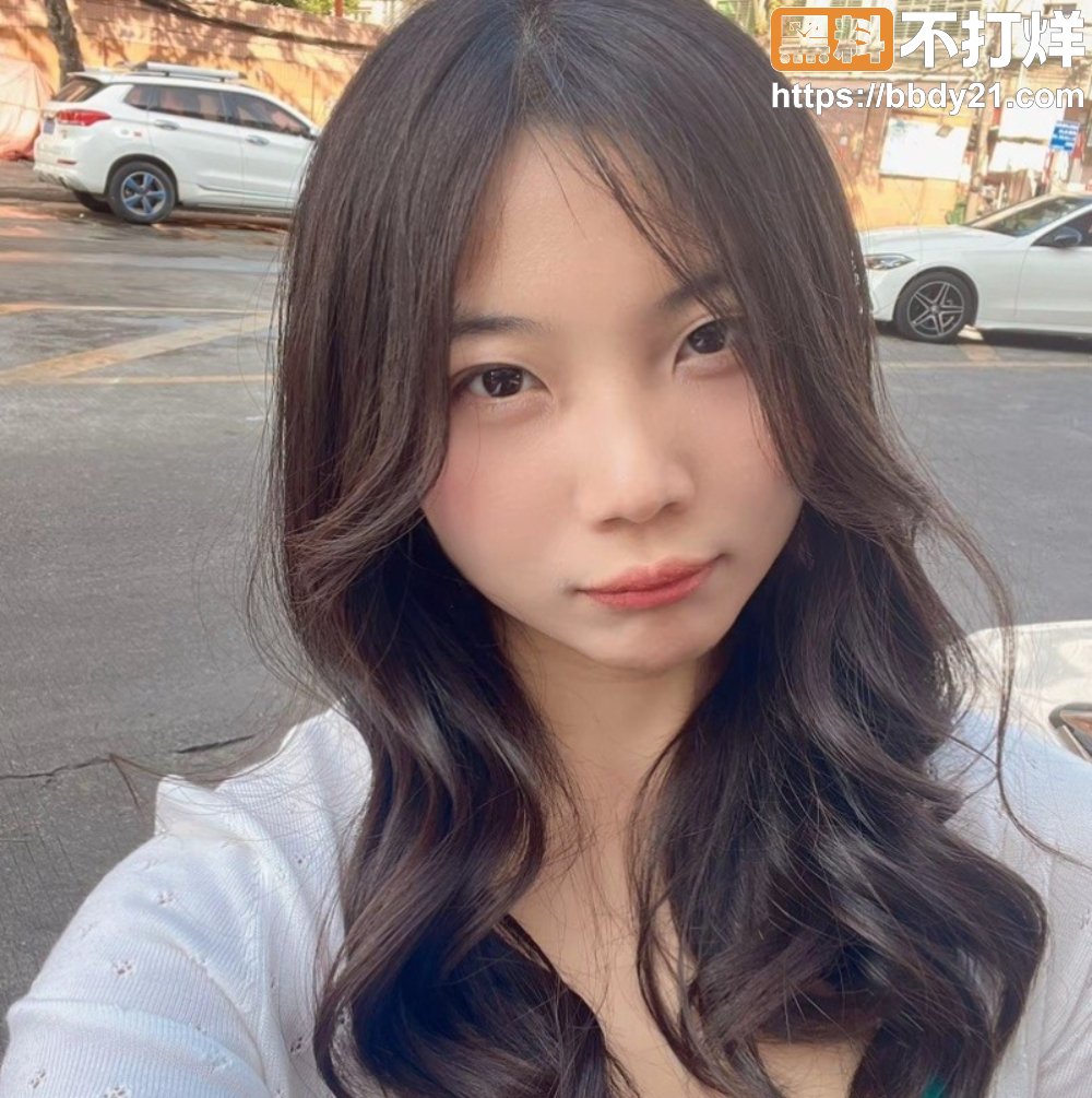 成都晴天QQ裸5