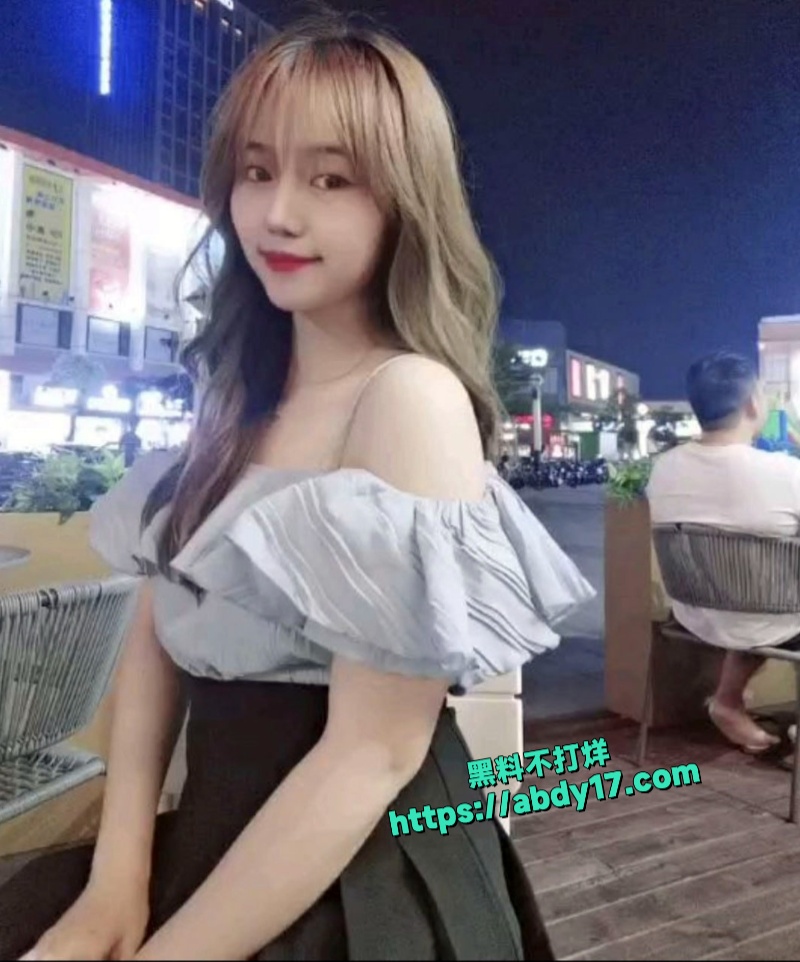 广东学生妹吴柳欣酒店做爱视频流出 2