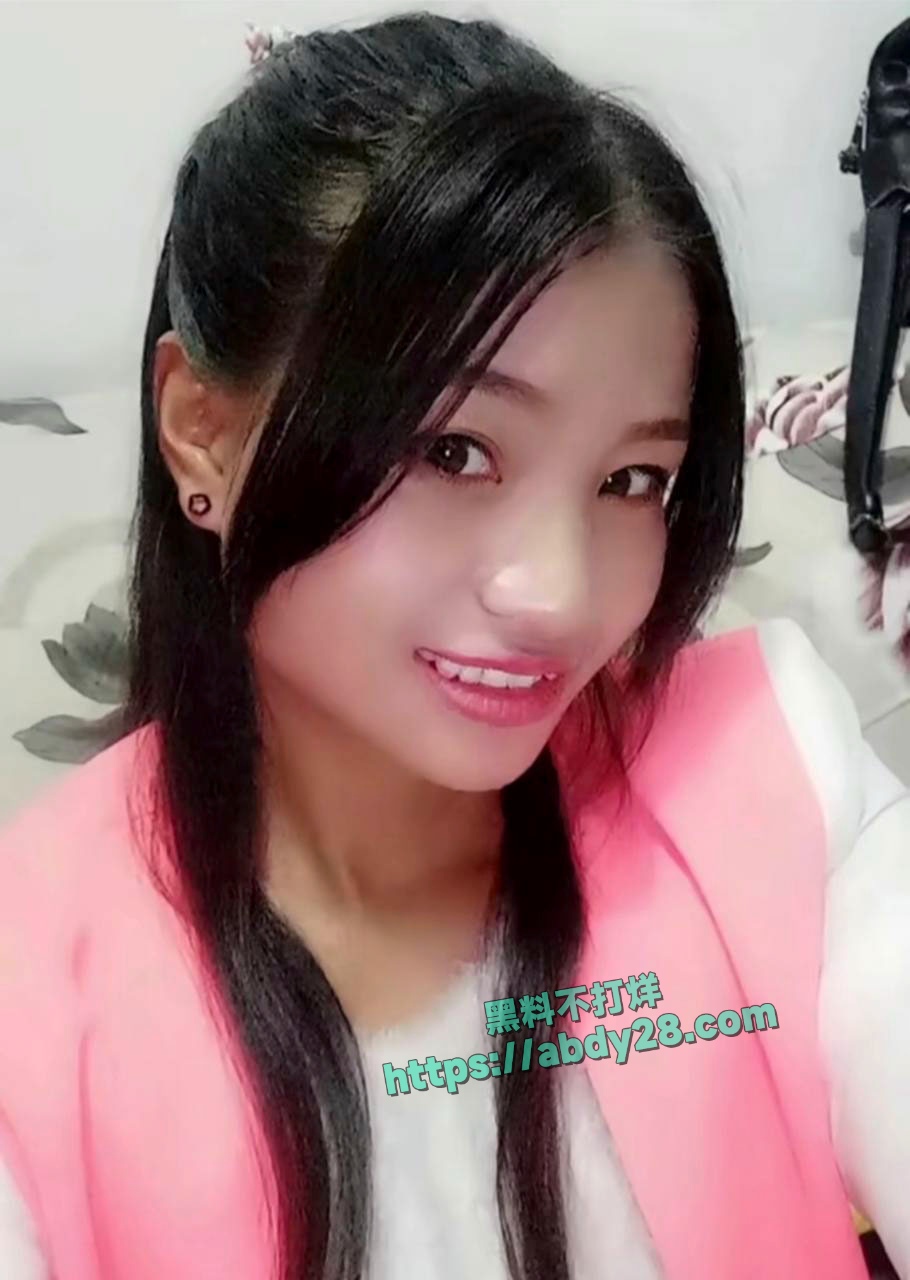 抖音网红小英曝老公上拉如出轨表妹 36