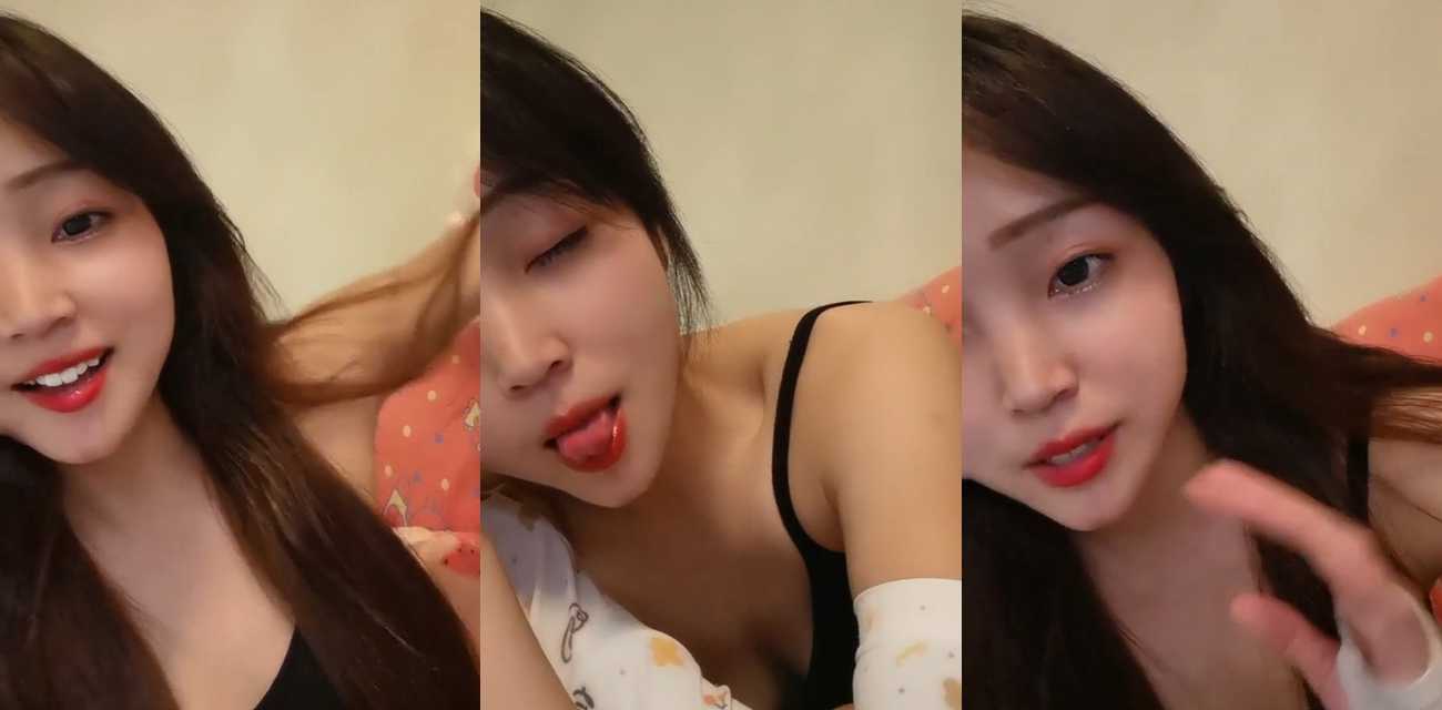 网红脸女神级玛卡巴卡逼毛超级多 逼逼会呼吸的 网红脸配极张飞脸超反差