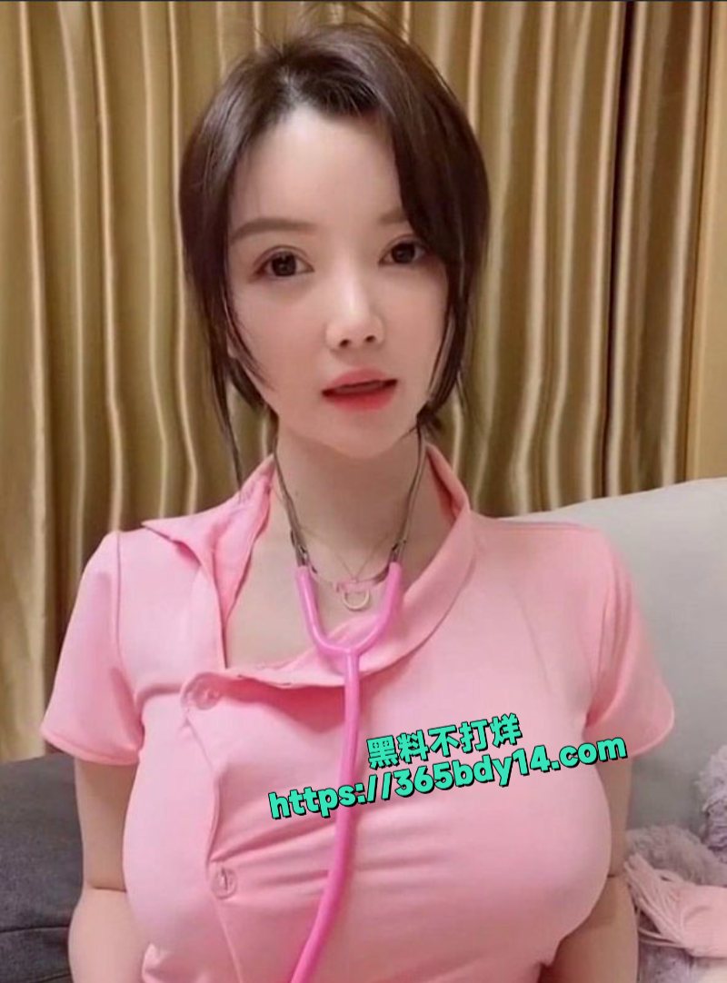 抖音网红糯美子被土豪定制自慰嫩穴3