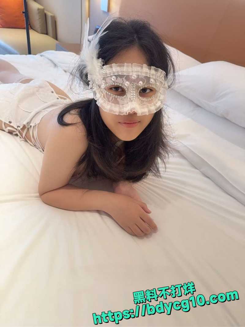 少女时代C罩杯20岁处女女大学生9