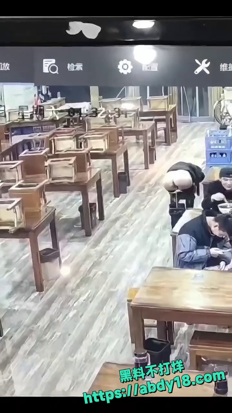 集美随地大小便不擦屁股5