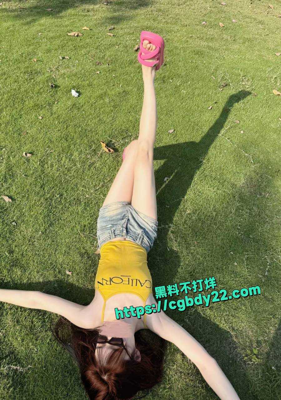 陌陌认识的极品女神酒店吃鸡巴流出视频4