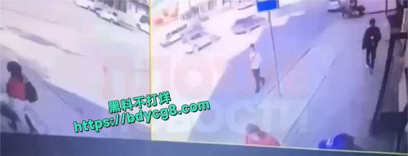 达吉斯坦一女性露逼走在大街上4