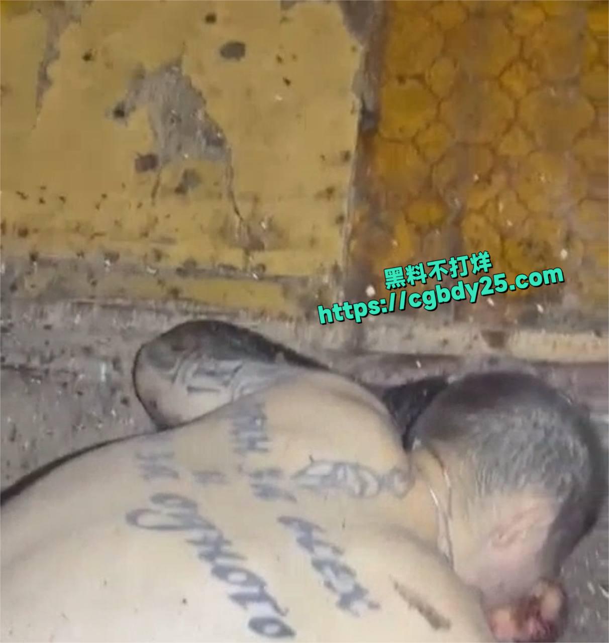 手雷爆炸