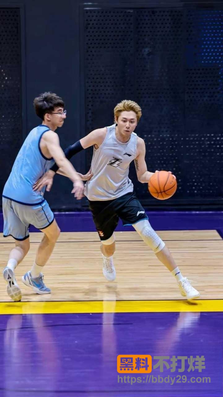 张嘉倪前夫买超与热啵er10