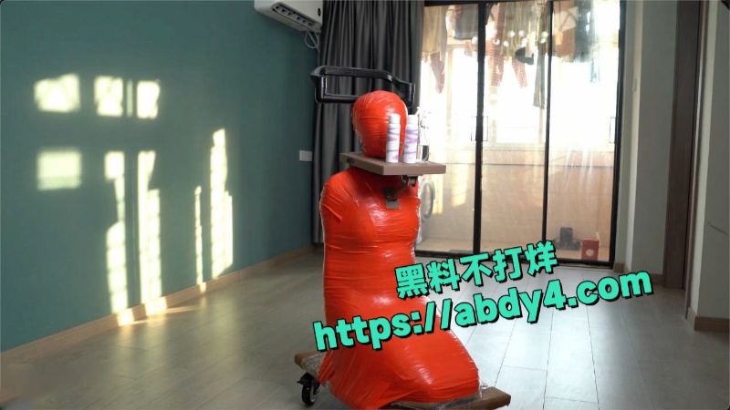 闪闪工作室重磅调教作品人体家具胶带木乃伊 3